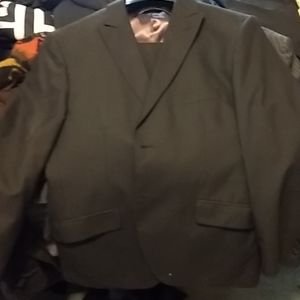 Classy suit, doesn't fit me!